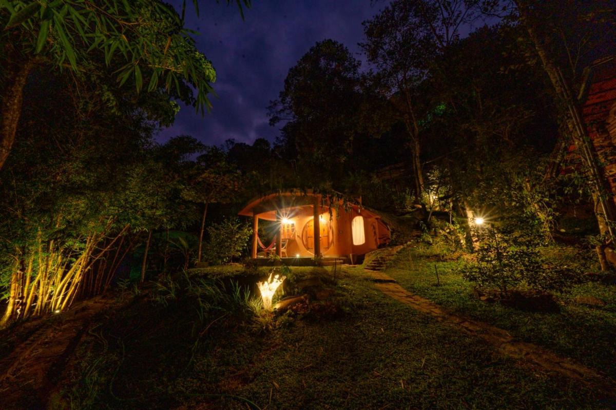 Aya Natural Udumbanshola Extérieur photo